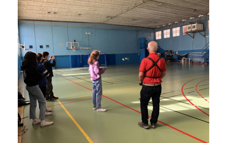 17 élèves de 3ème du collège Giono de Manosque initiés à l'aéromodélisme
