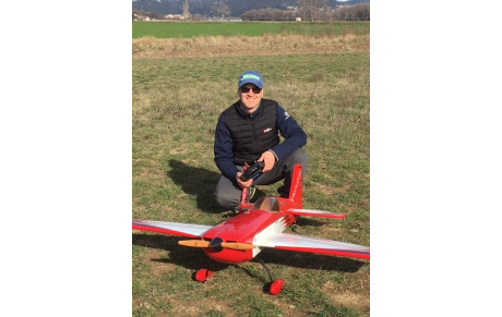 Extra 330SC de Guillaume